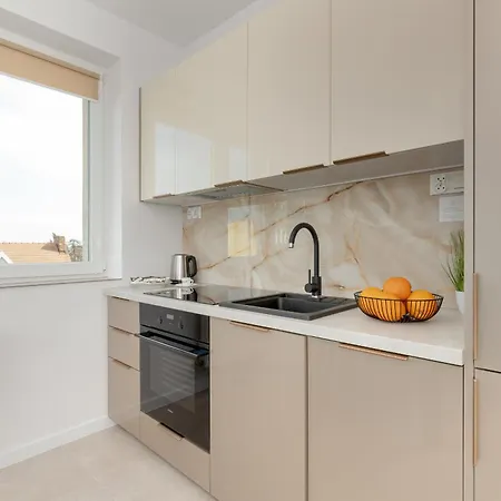 Exclusive Martina With Free Parking Close To And Pier By Renters