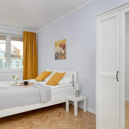 Exclusive Martina With Free Parking Close To And Pier By Renters Apartment *