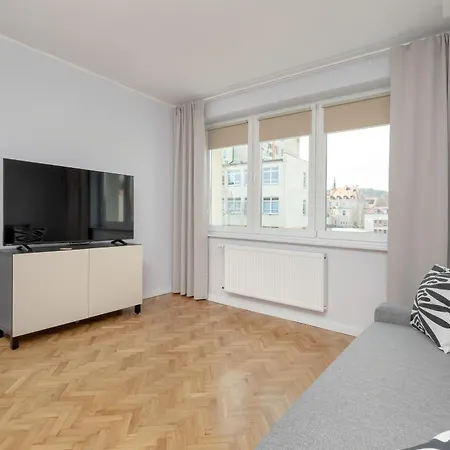 Exclusive Martina With Free Parking Close To And Pier By Renters *